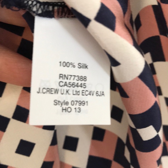 J.Crew Elegant Geometric Pattern 100% Silk Crew Neck Top - Picture 8 of 8